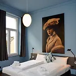 Storyhotel Bergischer Hof 2*