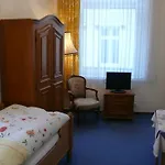 فندق Storyhotel Bergischer Hof 2*