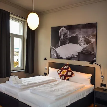 호텔 Storyhotel Bergischer Hof 2*