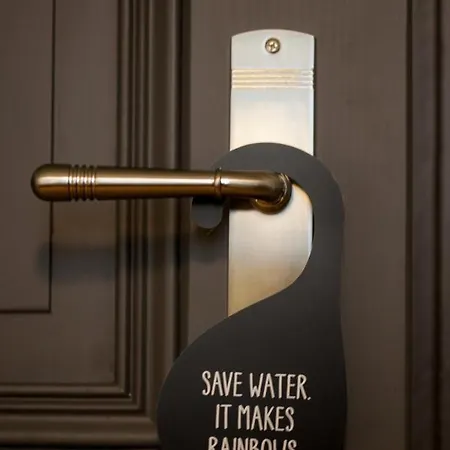 Storyhotel Bergischer Hof 호텔 2*