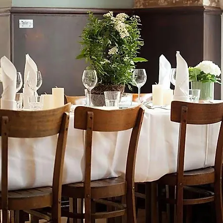 Storyhotel Bergischer Hof 柯尼希斯温特