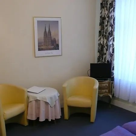Hotel Storyhotel Bergischer Hof Königswinter