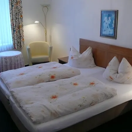 Storyhotel Bergischer Hof 호텔 2*