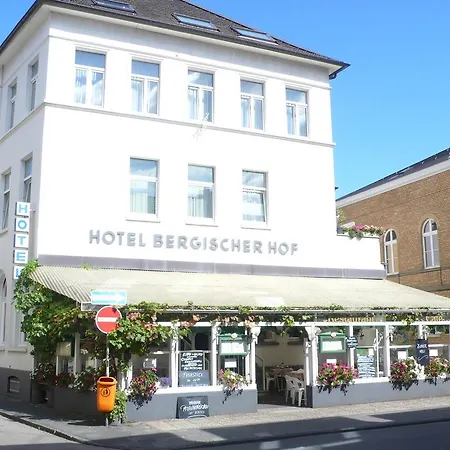 Storyhotel Bergischer Hof 2*