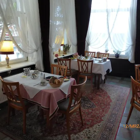 Storyhotel Bergischer Hof 호텔