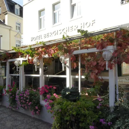 호텔 Storyhotel Bergischer Hof 2*