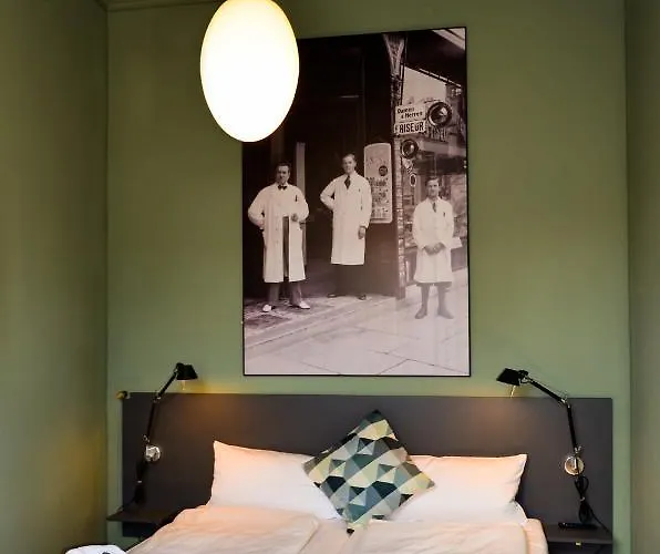 Storyhotel Bergischer Hof 2*