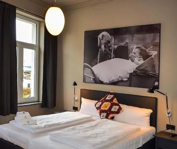 酒店 Storyhotel Bergischer Hof 2*